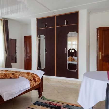 Riverside Resort Hotel Kabale Exterior photo