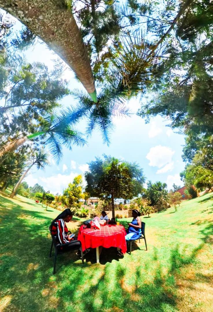 Riverside Resort Hotel Kabale Exterior photo