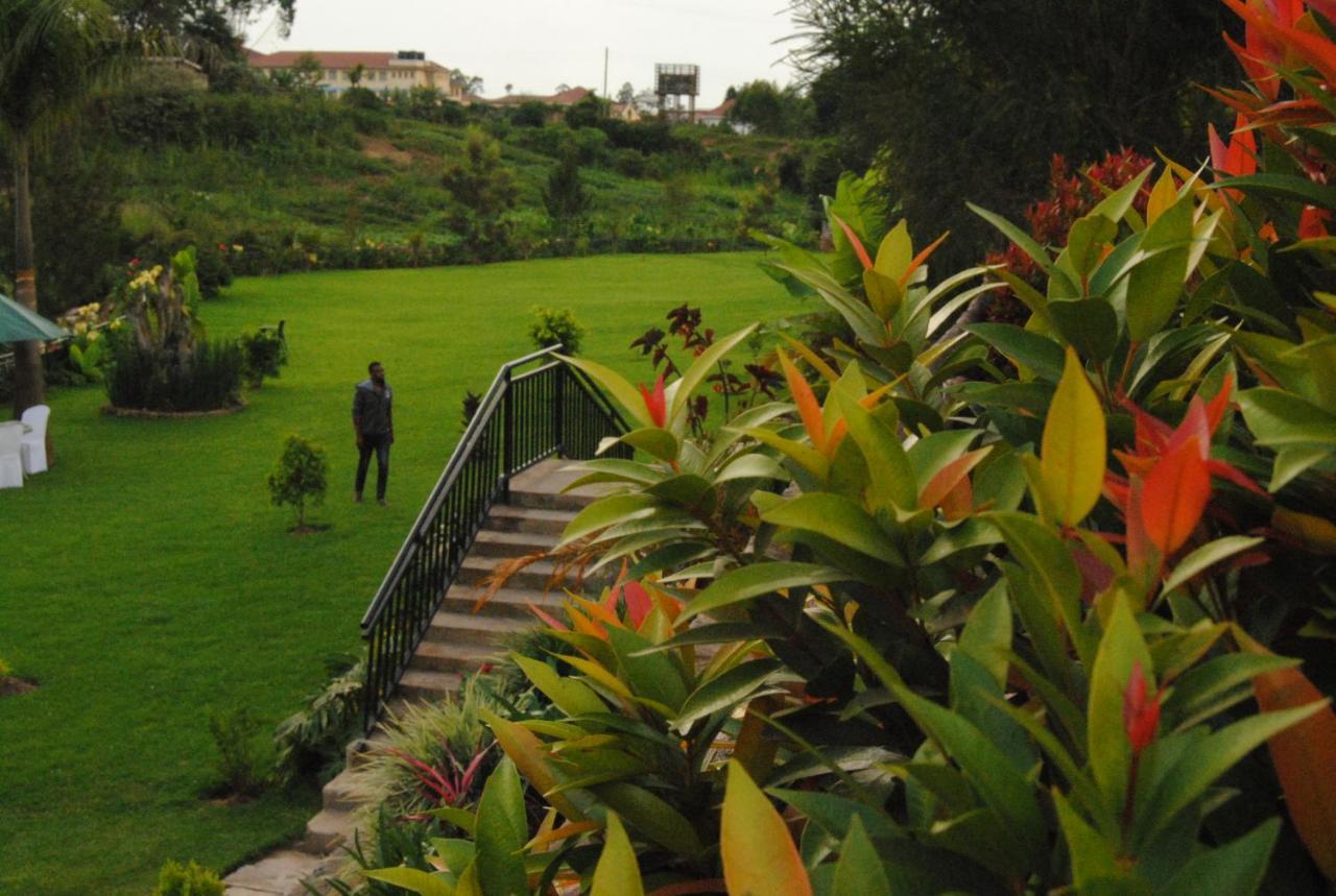 Riverside Resort Hotel Kabale Exterior photo